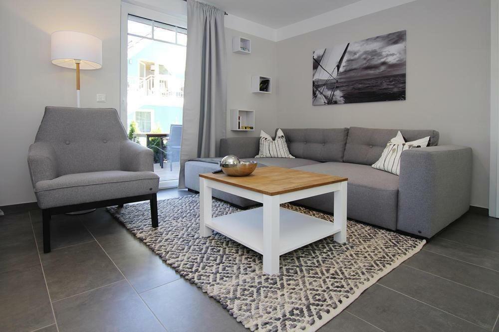 Apartment Unter Den Kiefern Röbel المظهر الخارجي الصورة